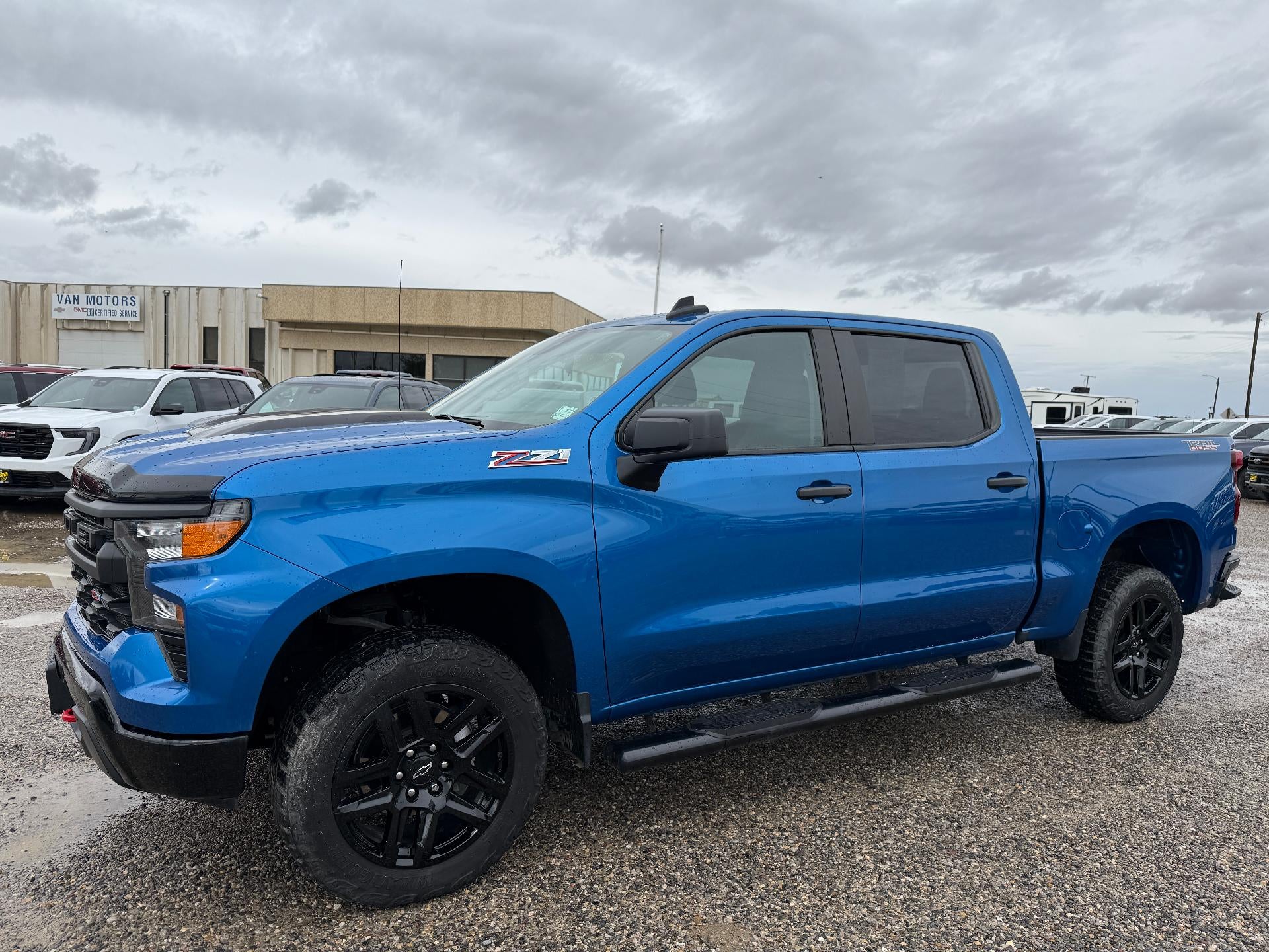 2022 Chevrolet Silverado 1500 Custom Trail Boss
