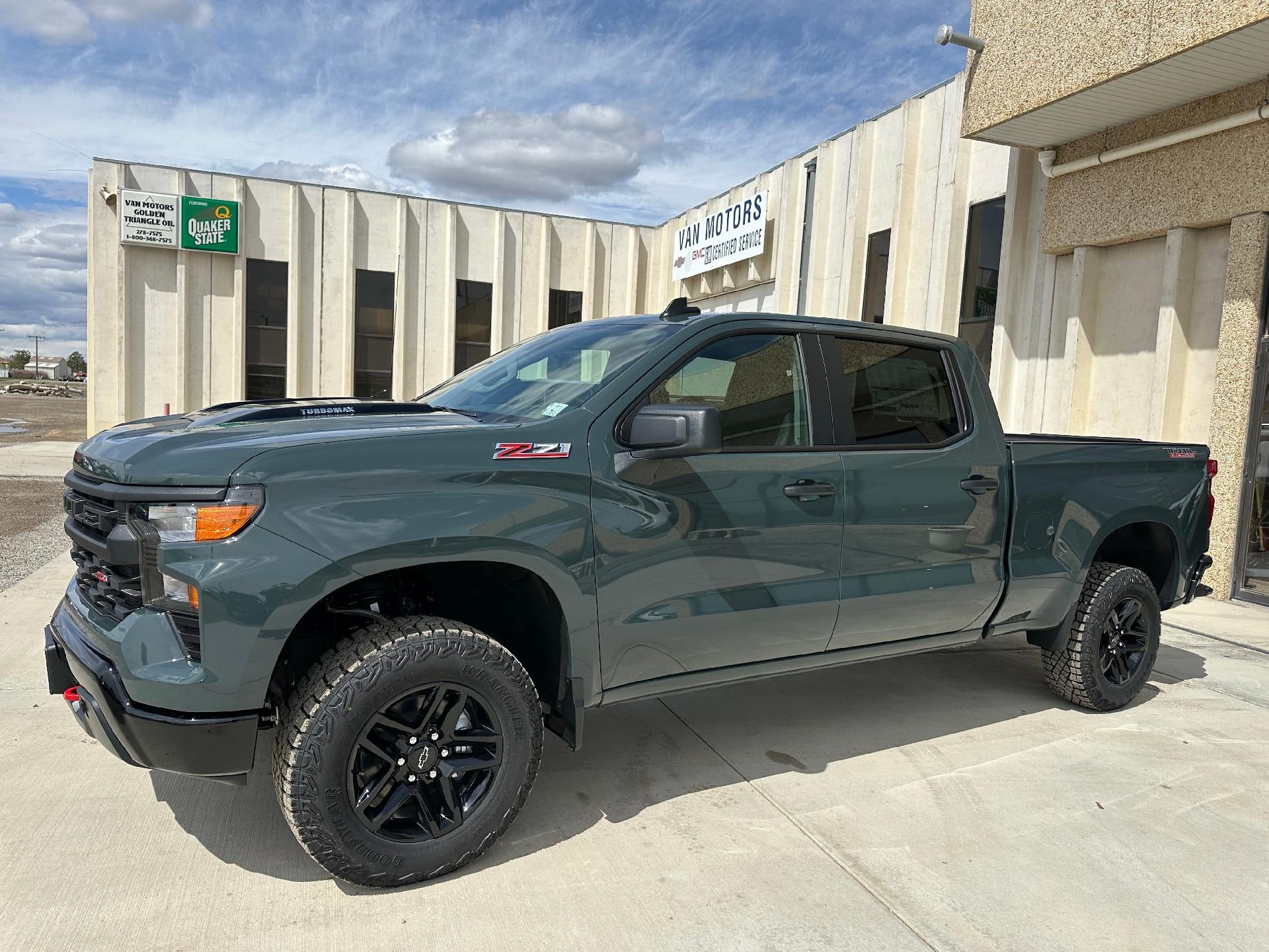 2025 Chevrolet Silverado 1500 Custom Trail Boss