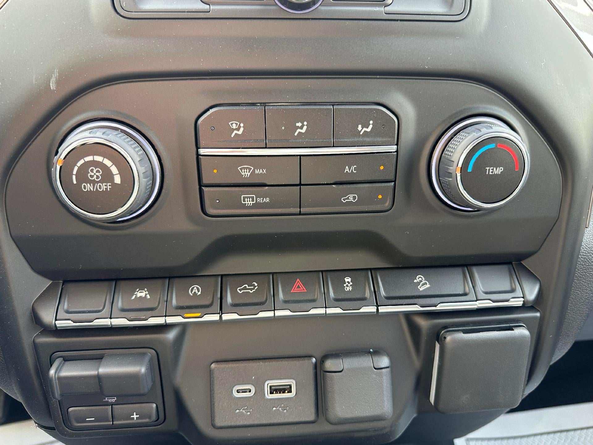 2025 Chevrolet Silverado 1500 Custom Trail Boss