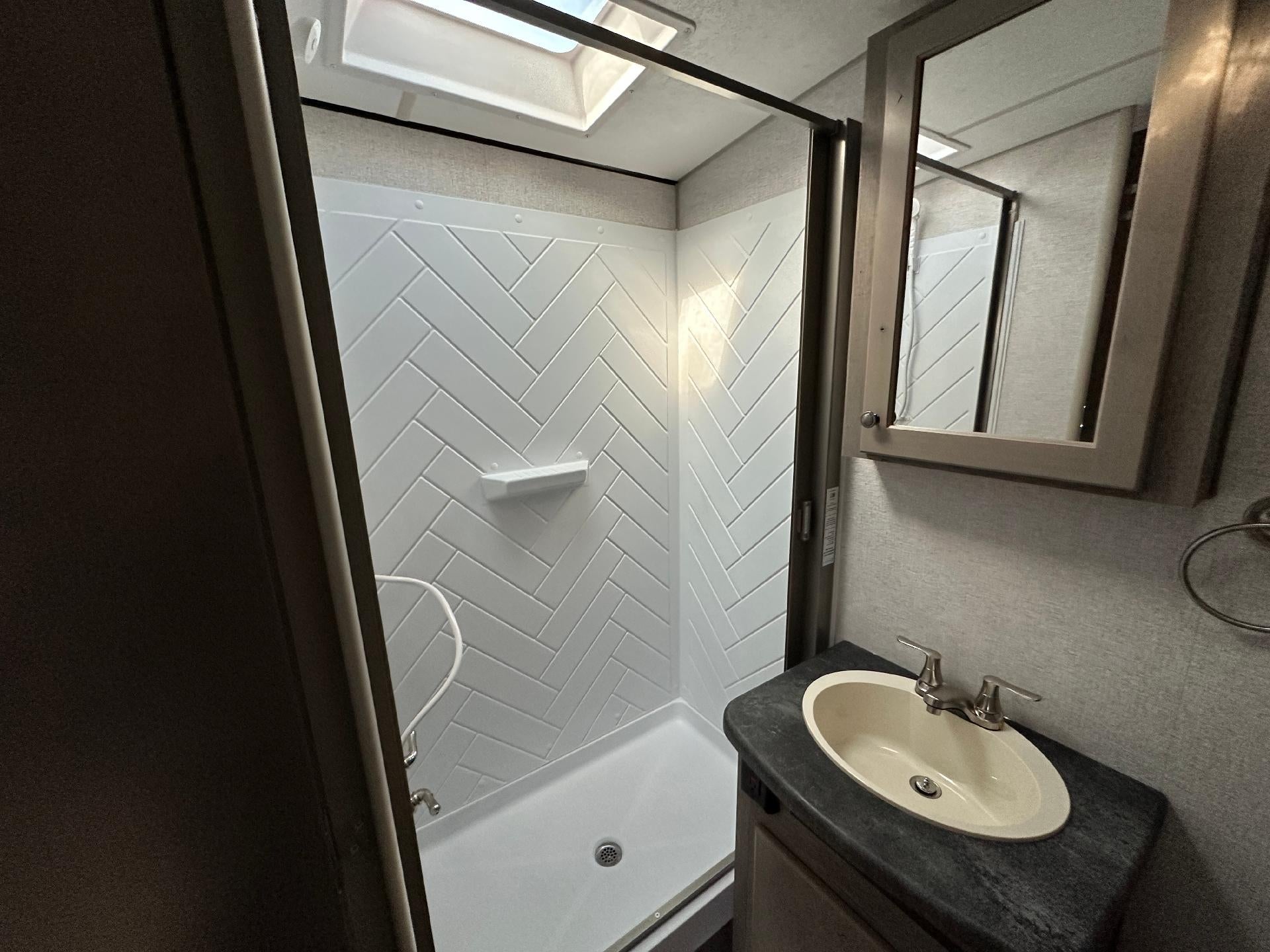 2025 NORTHWOODS NASH Base