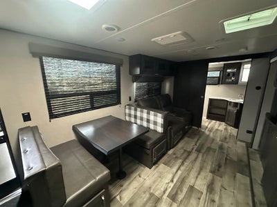 2023 GRAND DESI 260RB Base