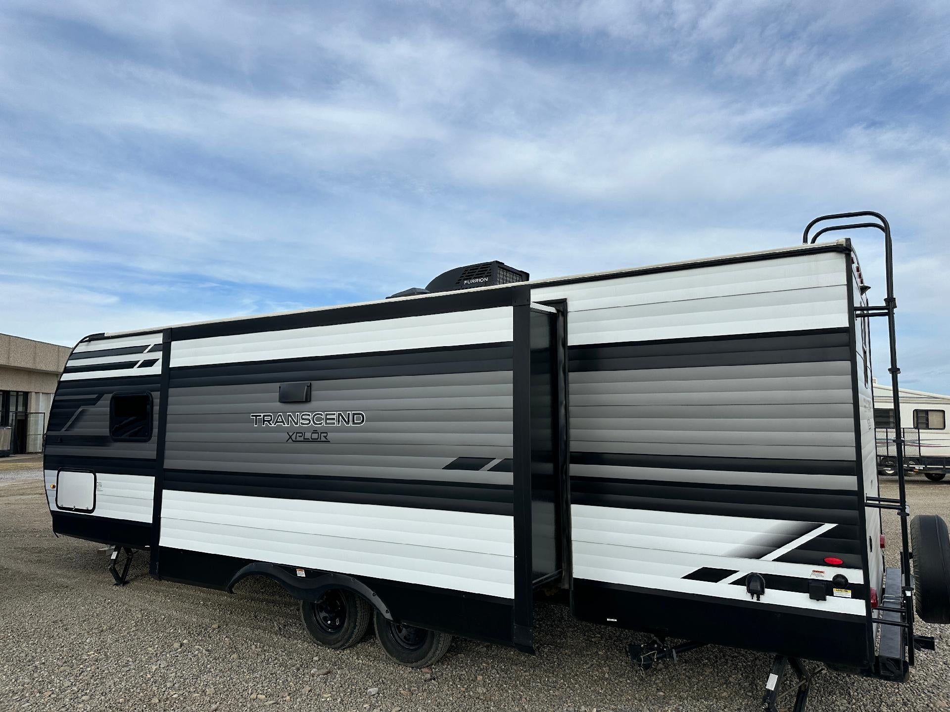 2023 GRAND DESI 260RB Base