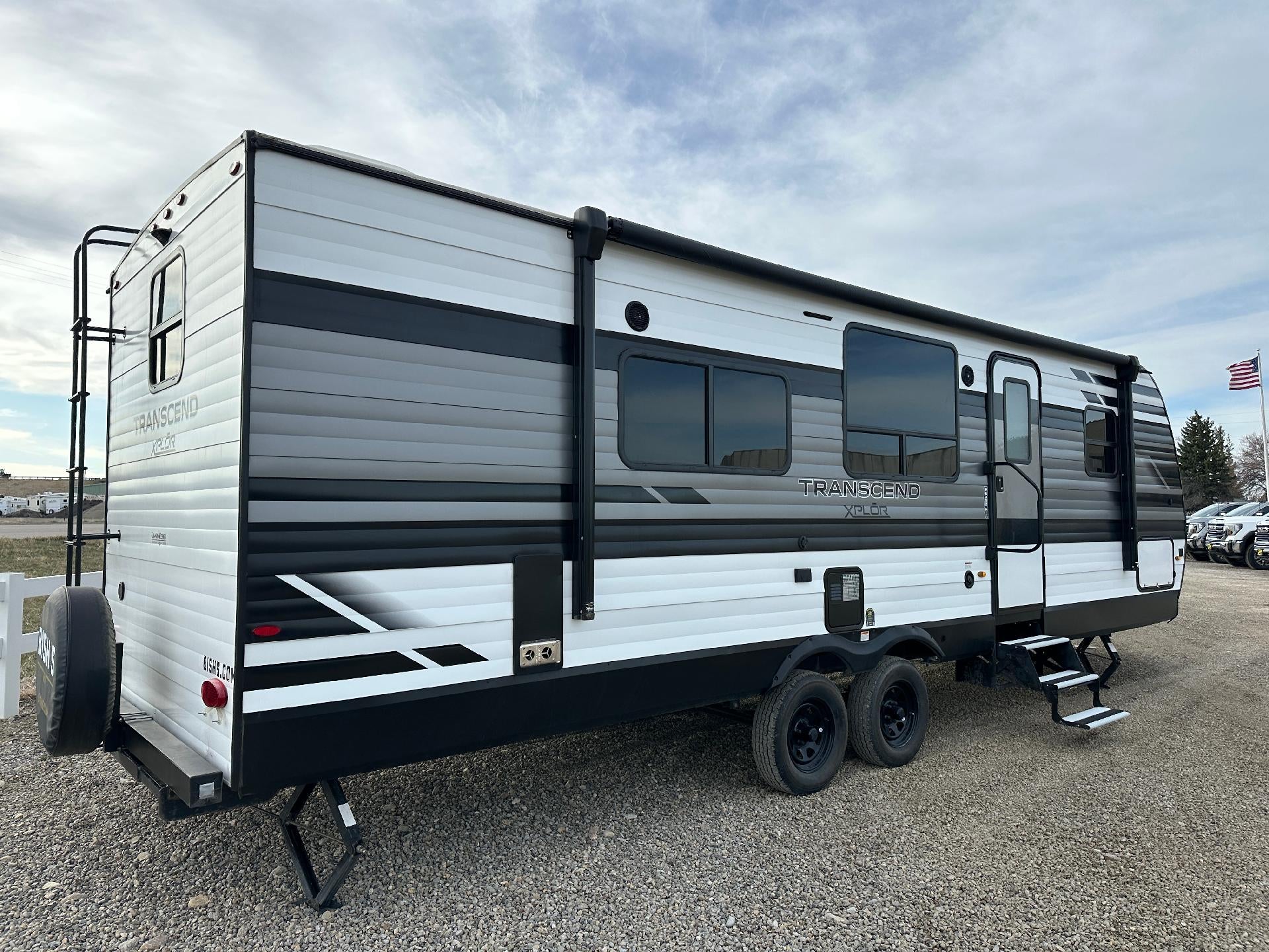 2023 GRAND DESI 260RB Base