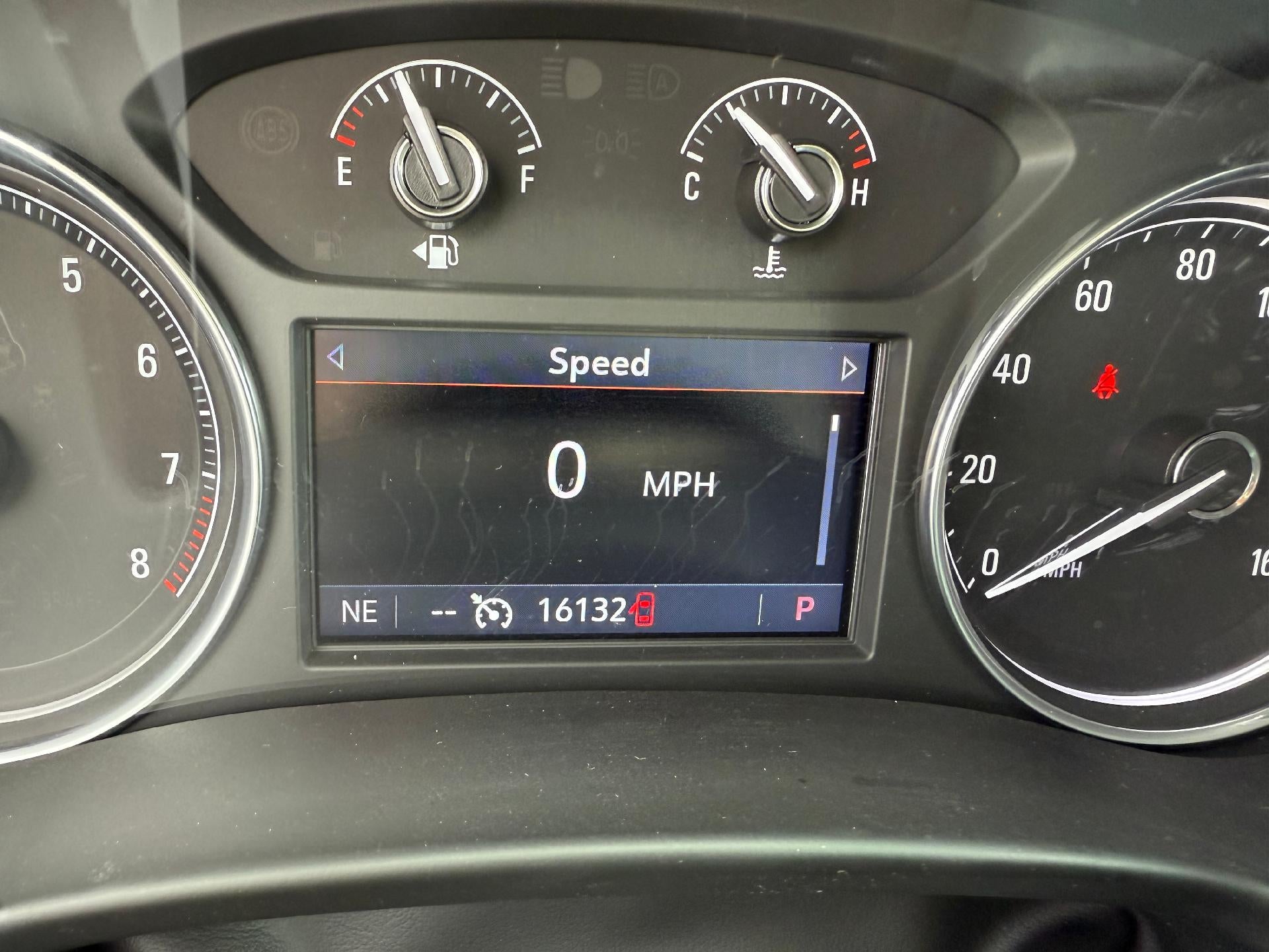 2024 Buick Enclave Essence