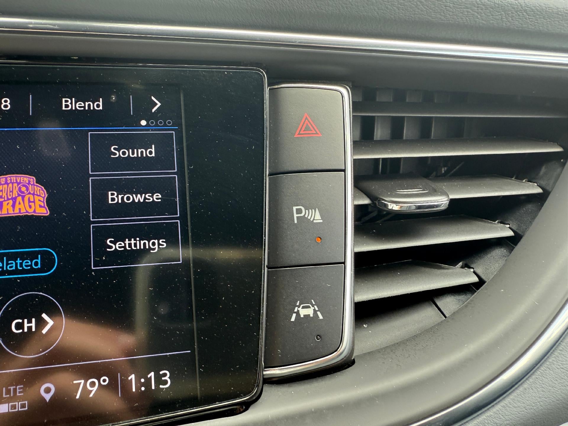 2024 Buick Enclave Essence