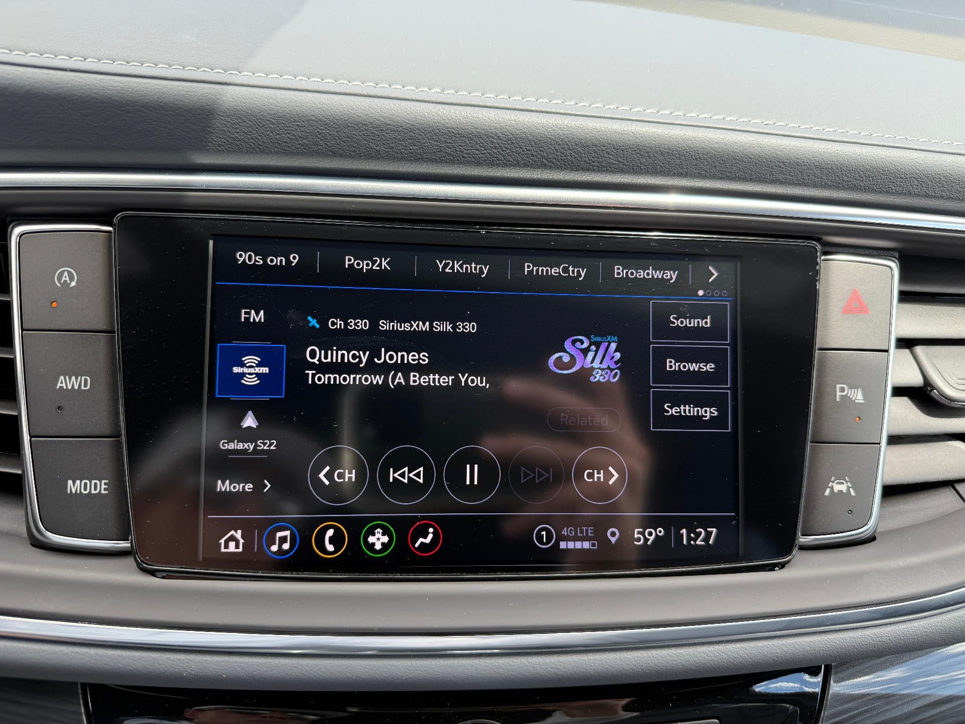 2024 Buick Enclave Essence