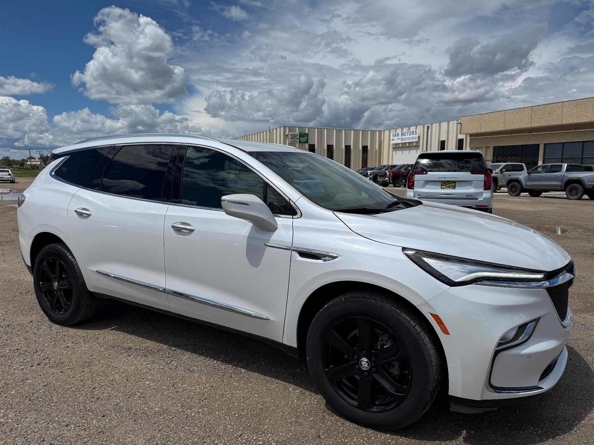 2024 Buick Enclave Essence