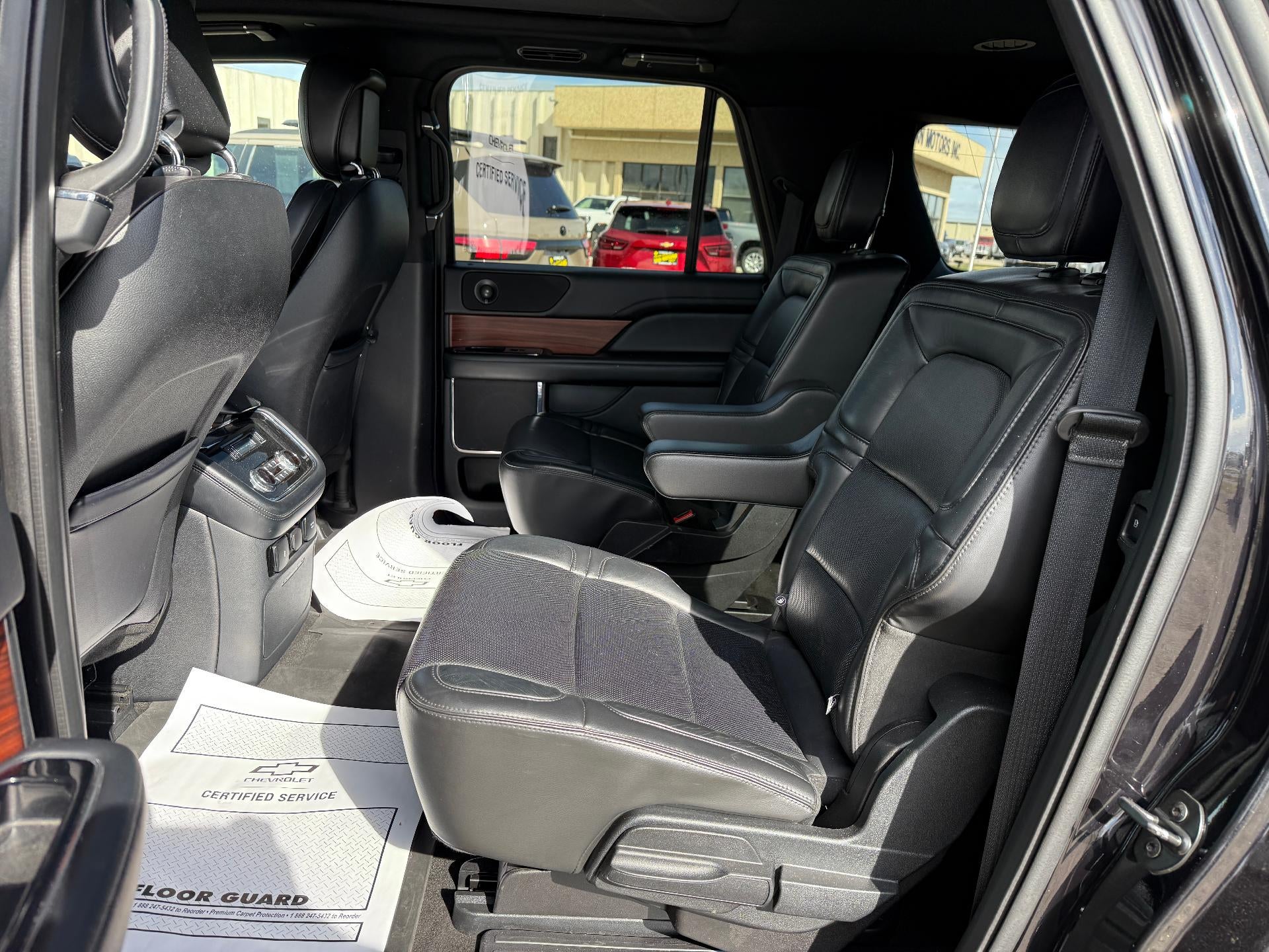 2019 Lincoln Navigator L Select