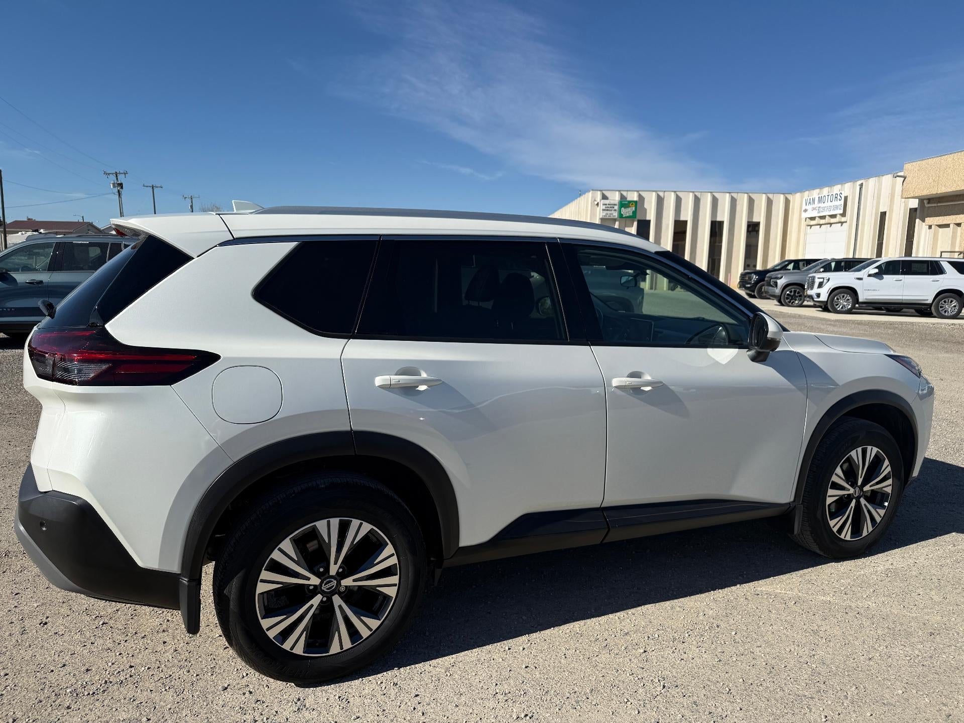 2021 Nissan Rogue SV