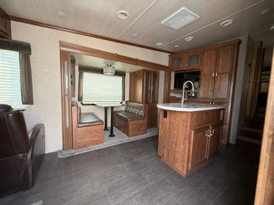 2018 SUNDANCE 269TS Base
