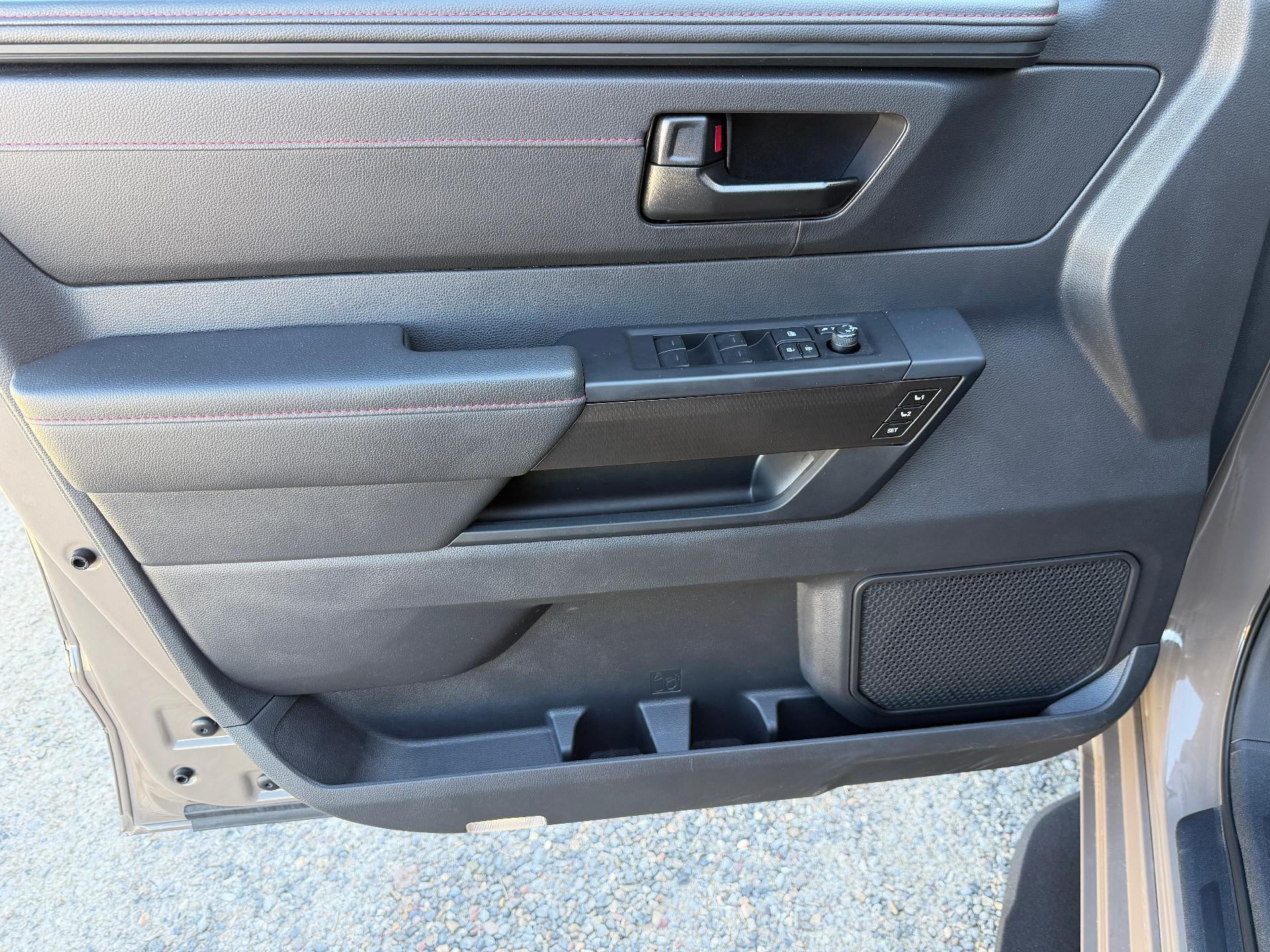 2025 Toyota Sequoia SR5